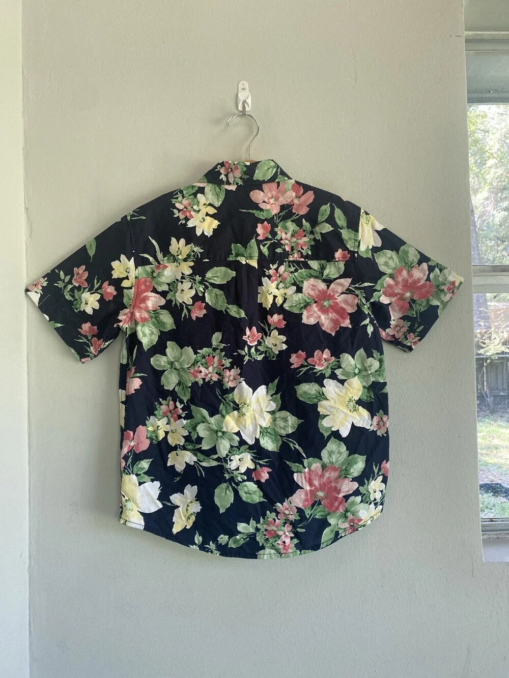 Old Navy Tropical Floral Hawaiian Button Front Shirt Boys M 8